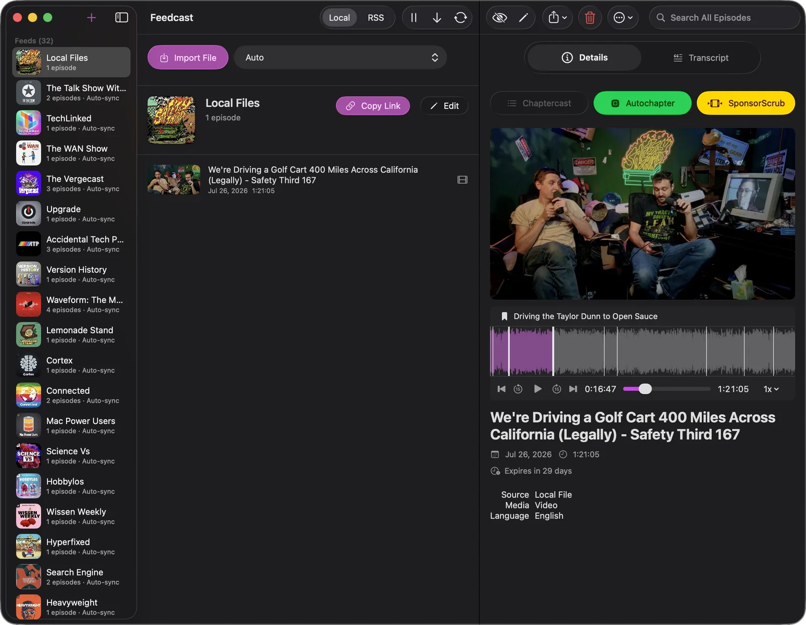 Feedcast playing a video podcast episode in the detail pane on Mac